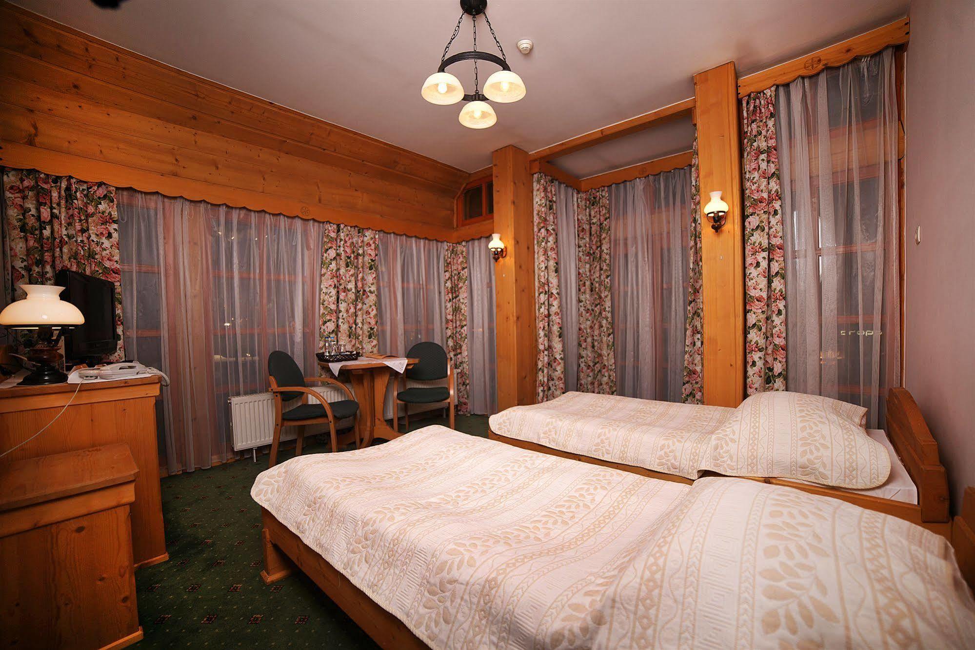 Hotel Sabala Zakopane Exterior photo